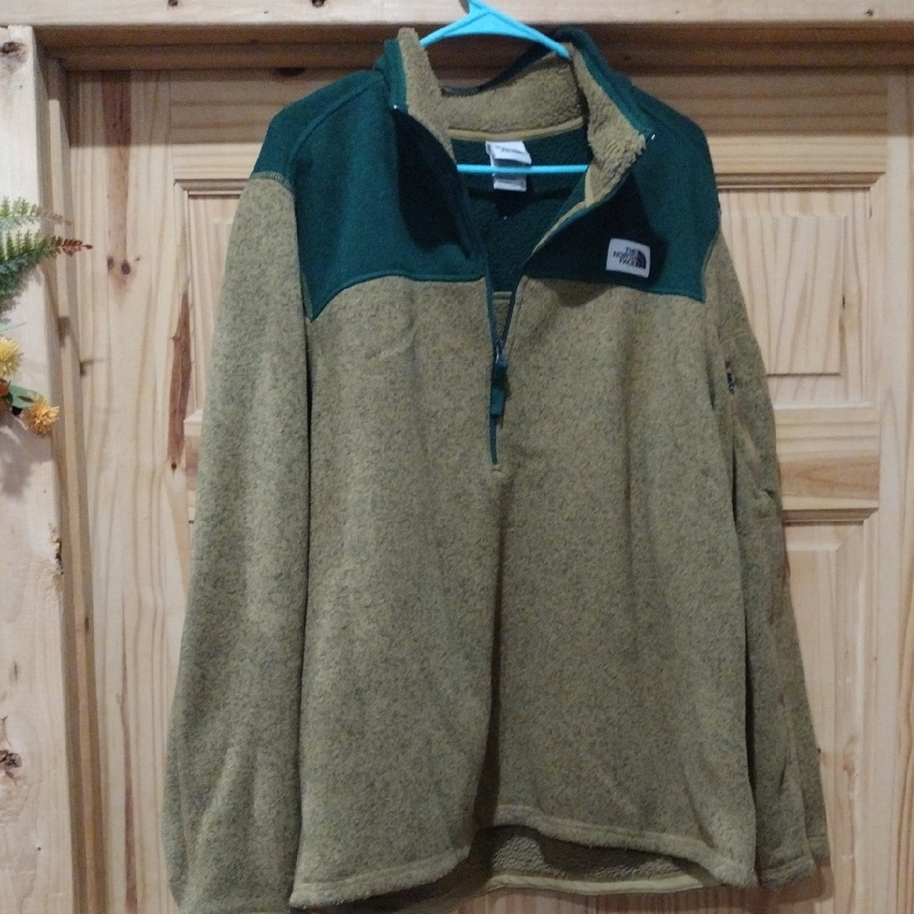 MenThe North Face Green and Greenish Tan Fleece Jacket Sweatshirt Fleece Size Xl